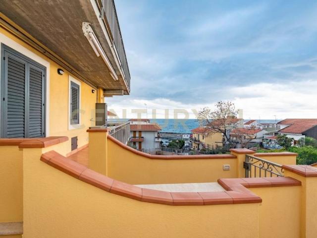 Appartamento in vendita a Acireale CT