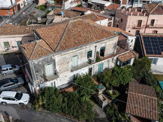 Appartamento in vendita a Acireale