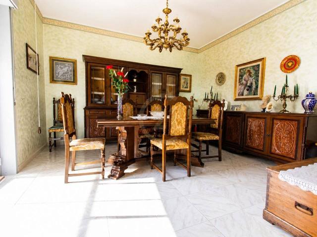 Appartamento in vendita a Acireale