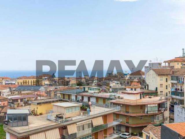 Appartamento in vendita a Acireale