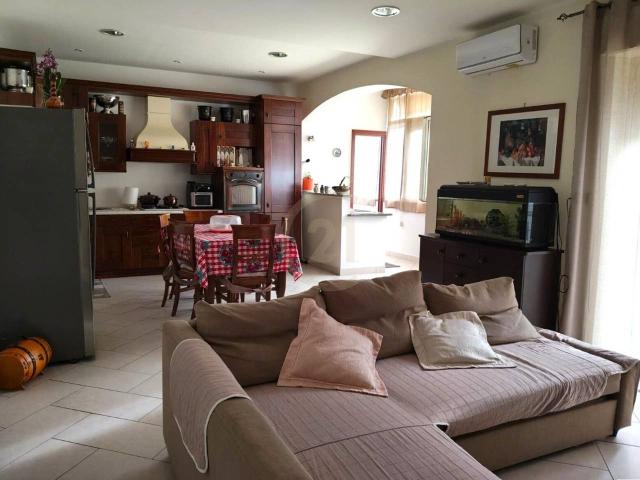 Appartamento in vendita a Acireale