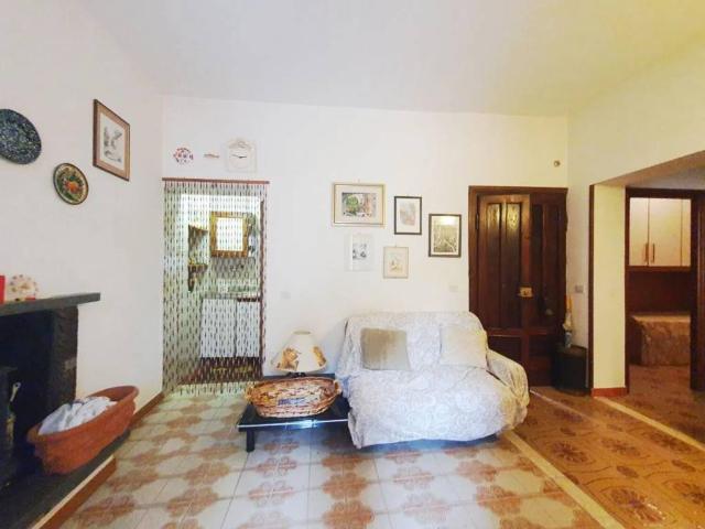 Appartamento in vendita a Acquapendente VT