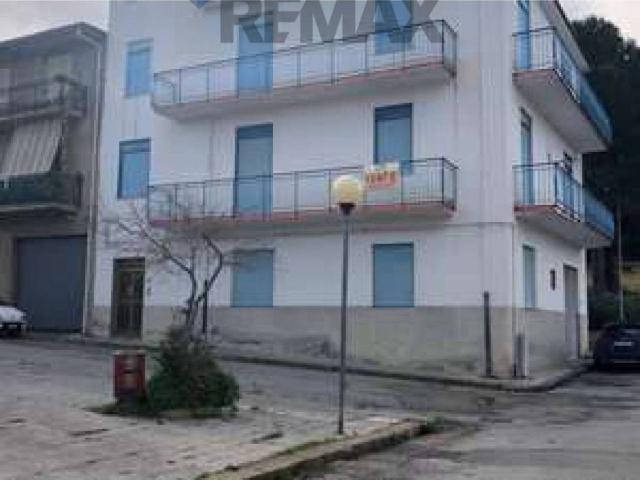Appartamento in vendita a Acquedolci ME