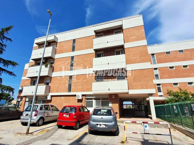 Appartamento in vendita a Adelfia