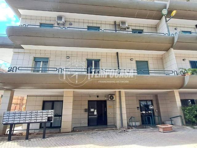 Appartamento in vendita a Adelfia BA