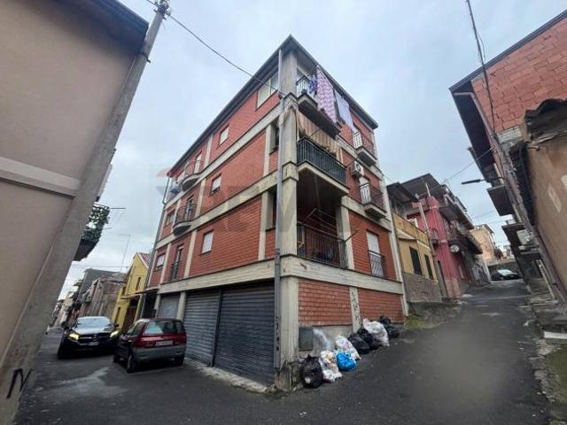 Appartamento in vendita a Adrano