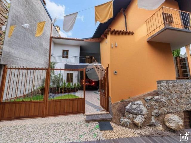 Appartamento in vendita a Adrara San Martino BG