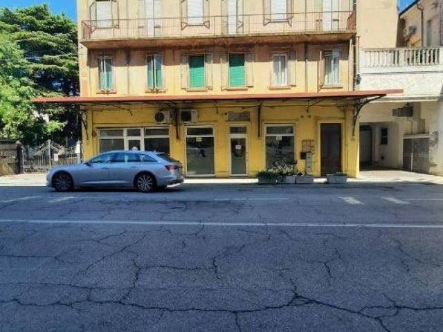 Appartamento in vendita a Adria RO