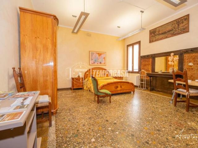 Appartamento in vendita a Adria RO