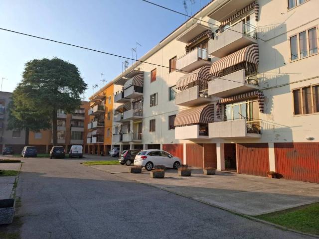 Appartamento in vendita a Adria RO