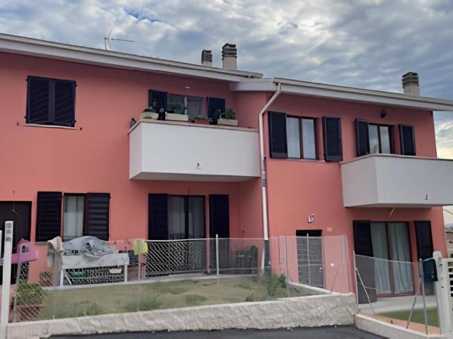 Appartamento in vendita a Agugliano AN