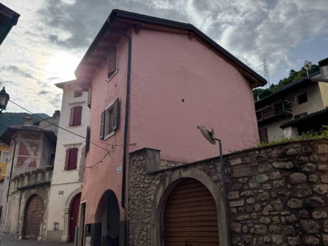 Appartamento in vendita a Ala TN