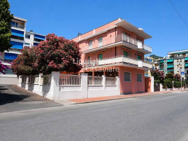Appartamento in vendita a Alassio