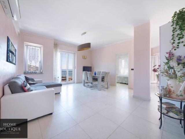 Appartamento in vendita a Alassio