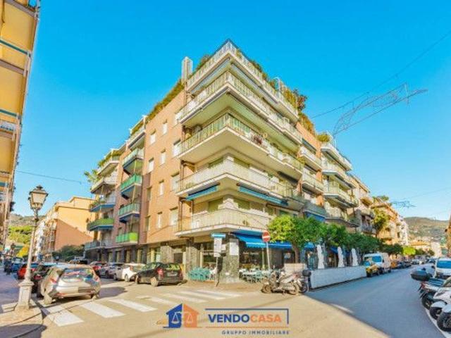 Appartamento in vendita a Alassio