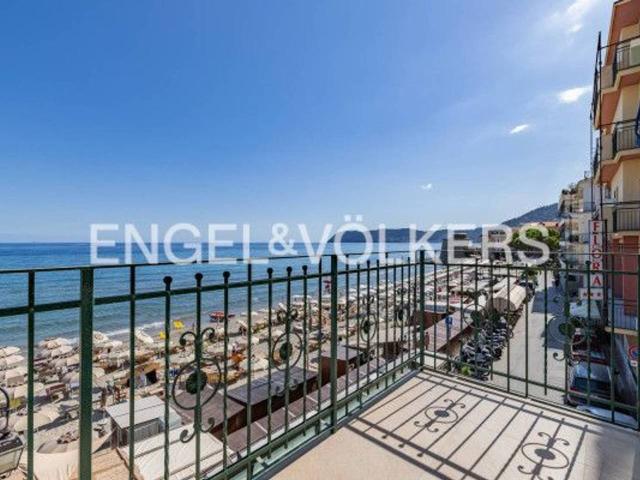 Appartamento in vendita a Alassio