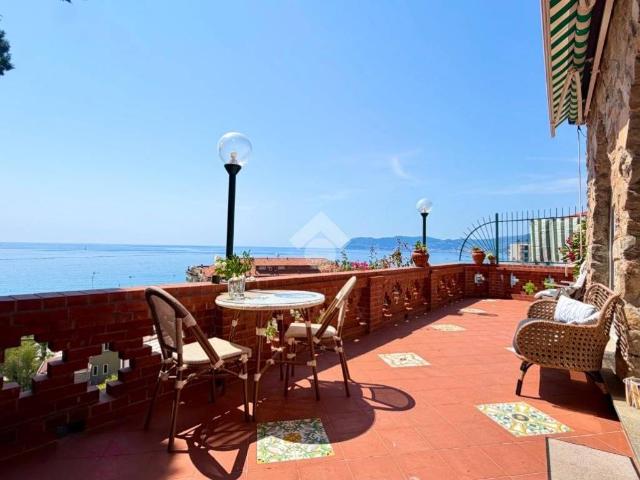 Appartamento in vendita a Alassio SV