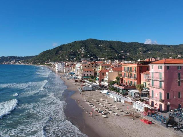 Appartamento in vendita a Alassio SV