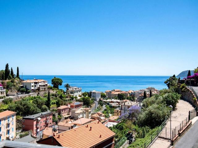 Appartamento in vendita a Alassio SV
