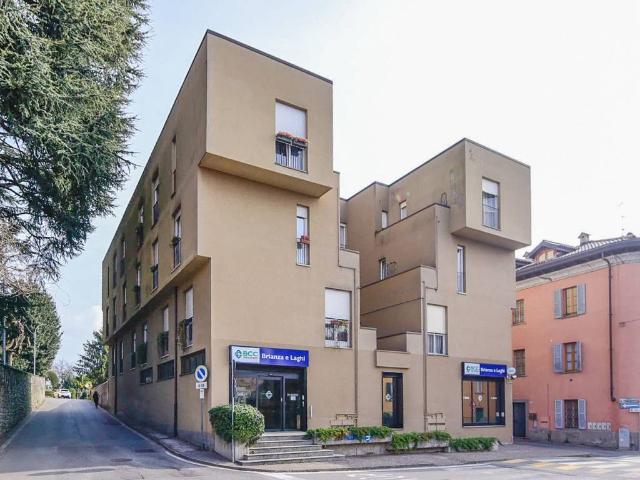 Appartamento in vendita a Albavilla CO