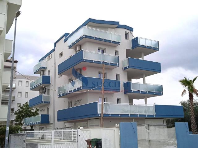 Appartamento in vendita a Alba Adriatica, Zona Mare 60m² Alba Adriatica
