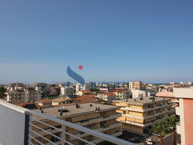 Appartamento in vendita a Alba Adriatica, Zona Mare 65m² Alba Adriatica