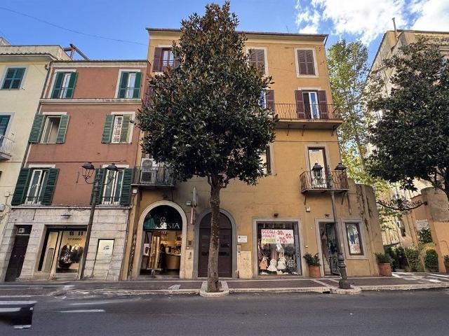 Appartamento in vendita a Albano Laziale RM