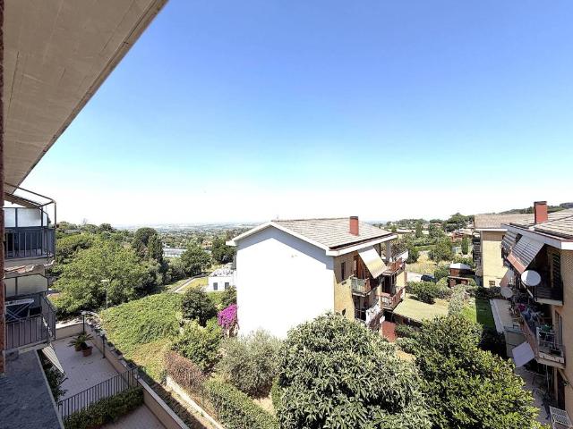 Appartamento in vendita a Albano Laziale RM