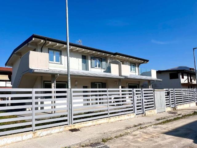 Appartamento in vendita a Albano Sant'Alessandro BG