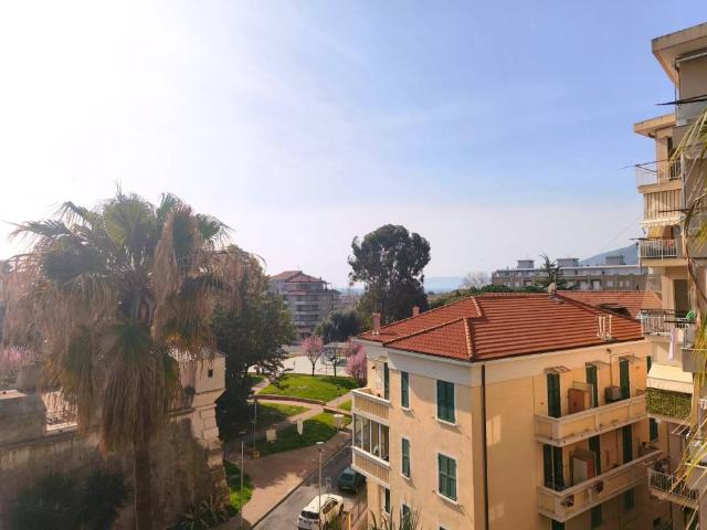 Appartamento in vendita a Albenga SV