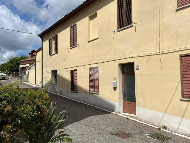 Appartamento in vendita a Allerona TR