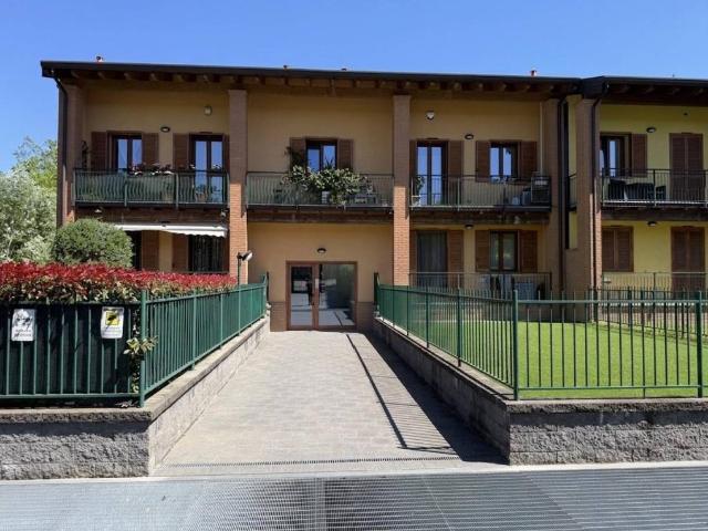 Appartamento in vendita a Alserio CO