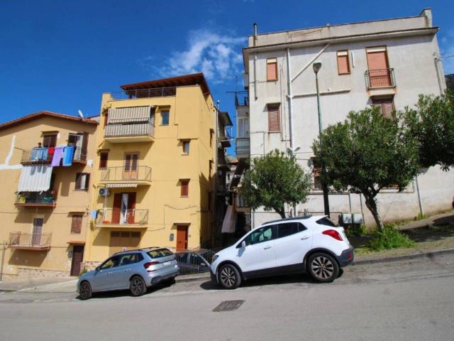 Appartamento in vendita a Altofonte PA