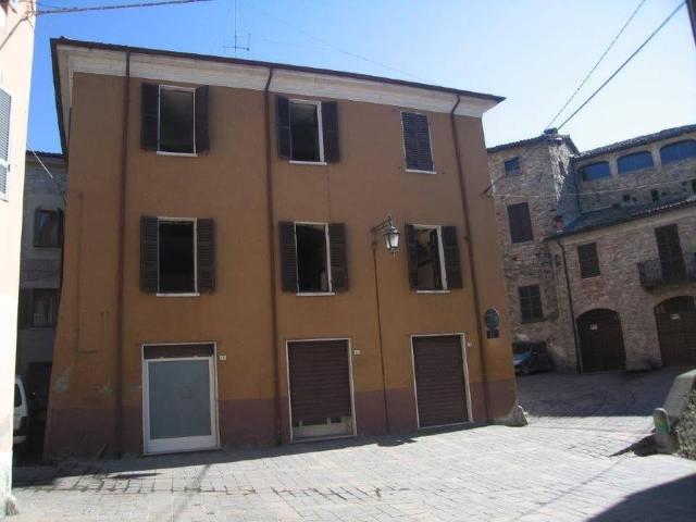 Appartamento in vendita a Alta Val Tidone PC