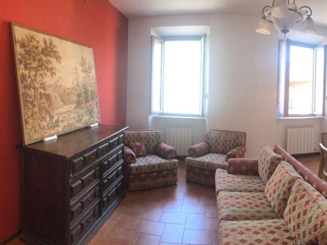 Appartamento in vendita a Alta Val Tidone PC