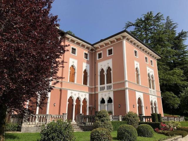 Appartamento in vendita a Alta Valle Intelvi CO