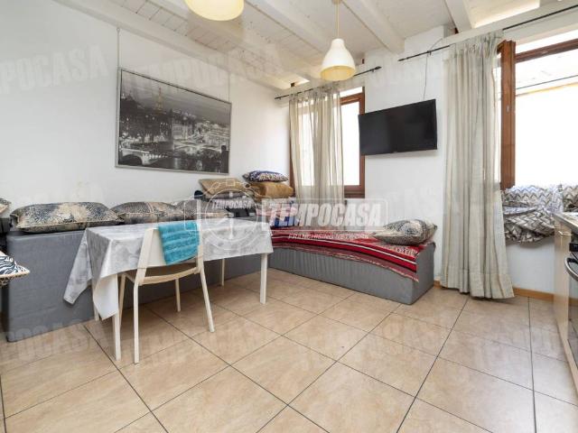 Appartamento in vendita a Alzano Lombardo BG