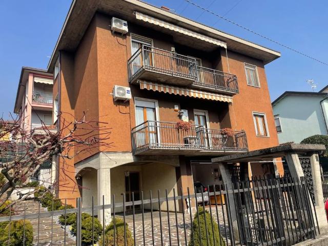 Appartamento in vendita a Alzano Lombardo BG