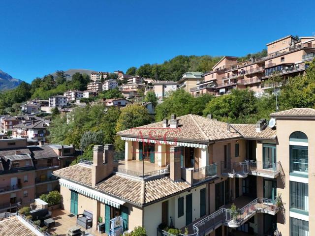 Appartamento in vendita a Amandola FM
