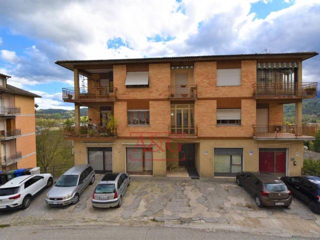 Appartamento in vendita a Amandola FM