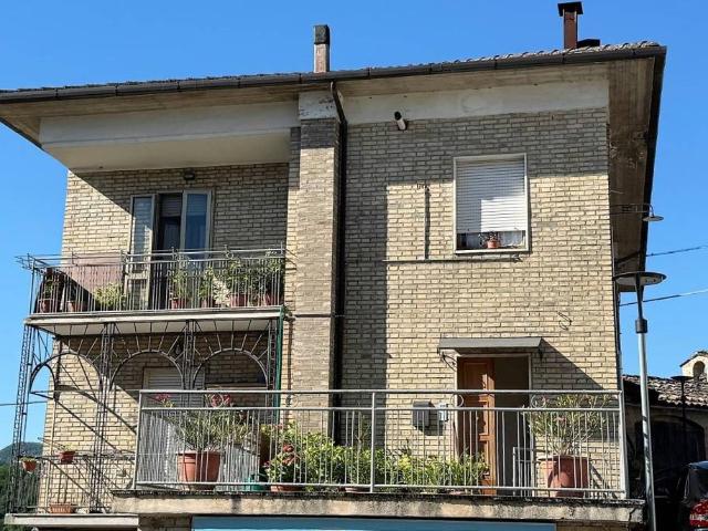 Appartamento in vendita a Amandola FM
