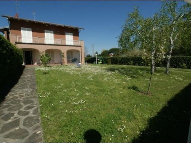 Appartamento in vendita a Ameglia