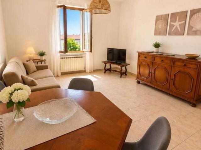 Appartamento in vendita a Ameglia SP