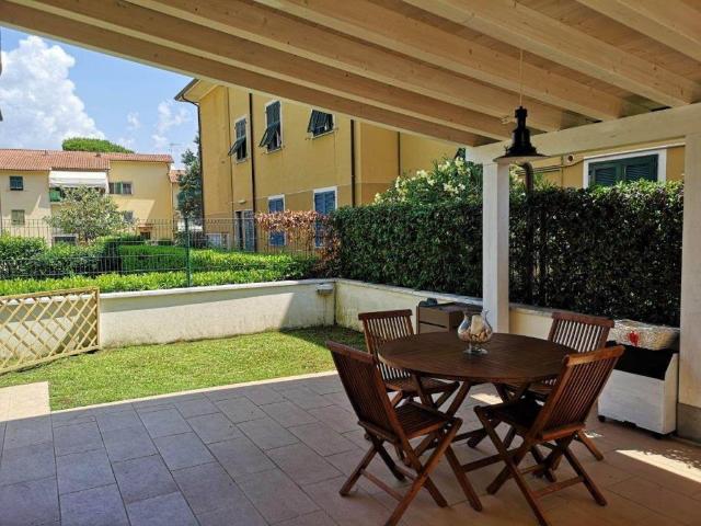 Appartamento in vendita a Ameglia SP