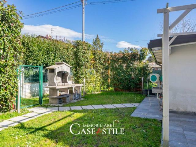 Appartamento in vendita a Ameglia SP