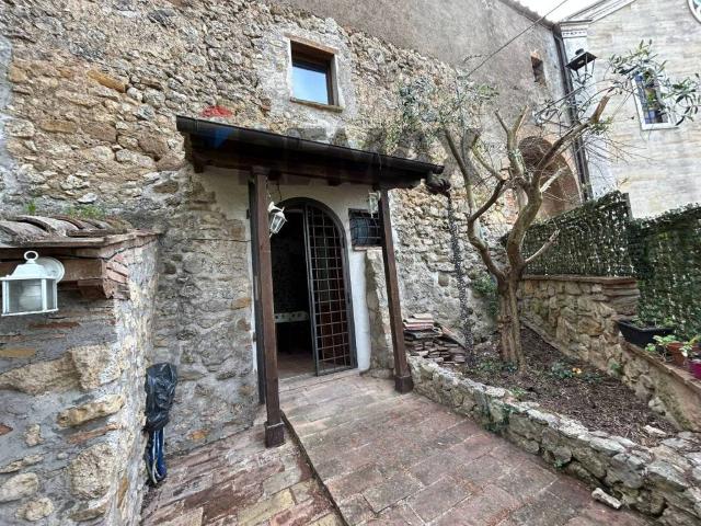 Appartamento in vendita a Amelia TR