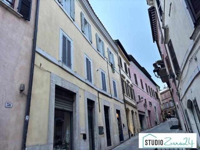 Appartamento in vendita a Amelia TR