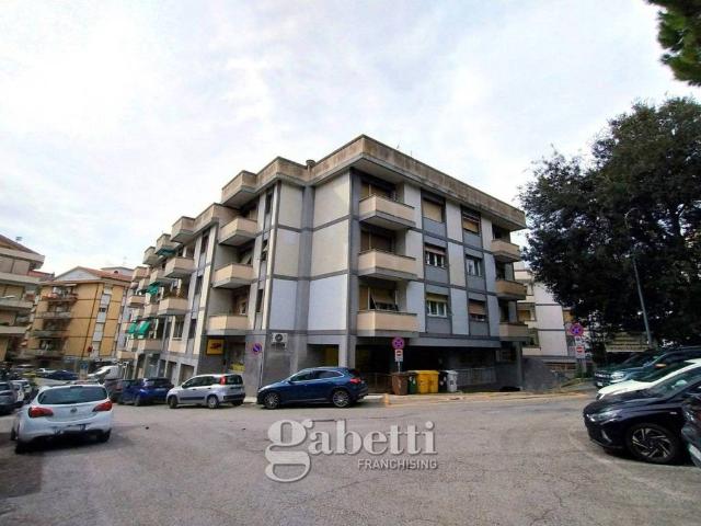 Appartamento in vendita a Ancona AN
