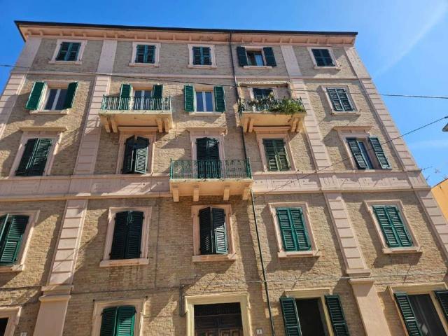Appartamento in vendita a Ancona AN