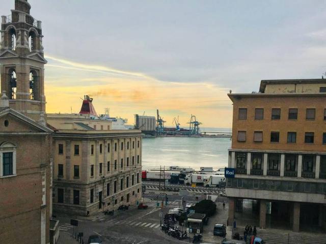 Appartamento in vendita a Ancona AN